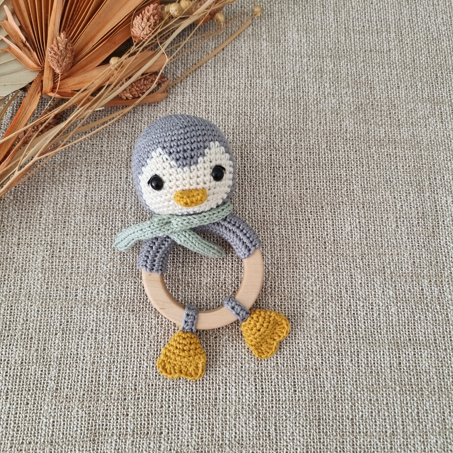 AMIGURUMI BABYRASSEL PINGUIN