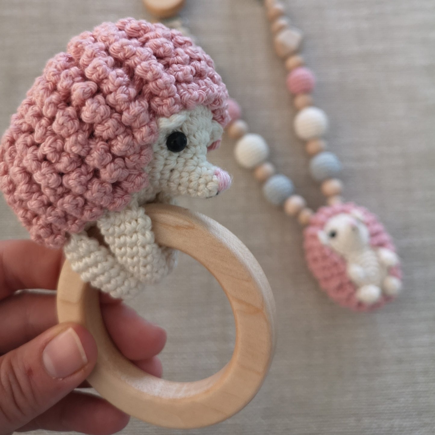 AMIGURUMI BABYRASSEL IGEL